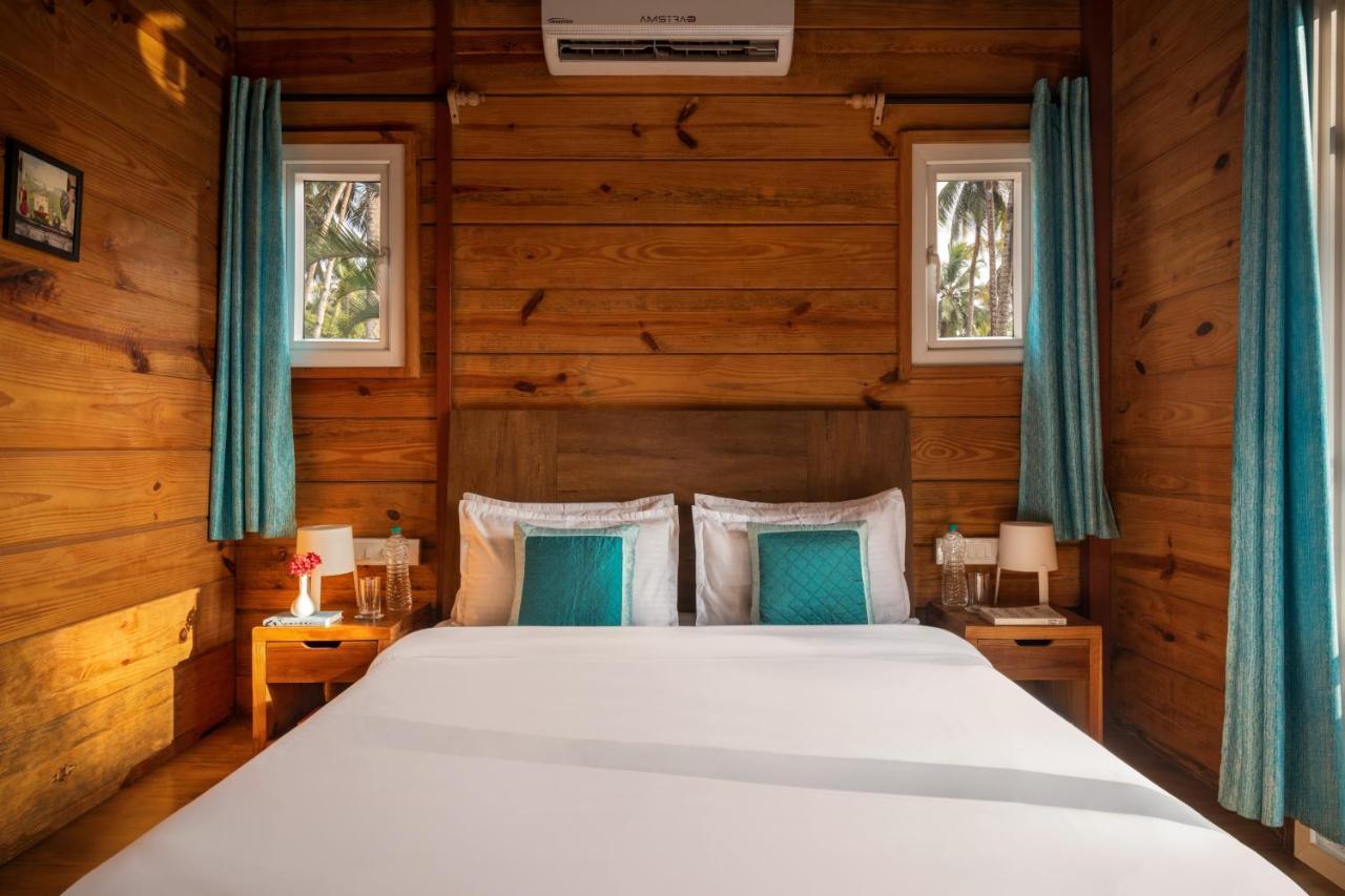 Mariners Bay Beach Resort Arambol Exterior photo